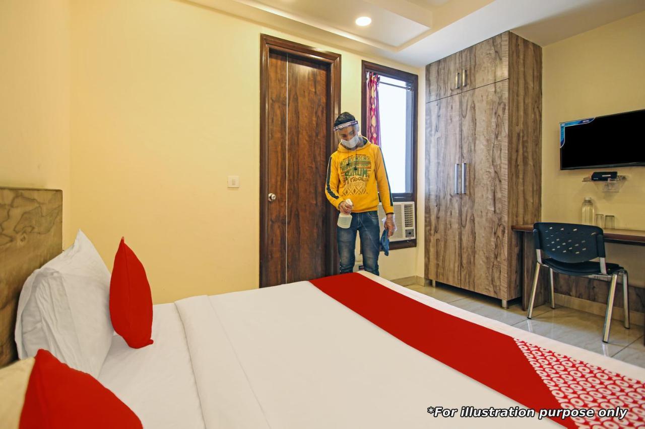 Oyo 82476 Royal Garden Ghaziabad Exterior photo